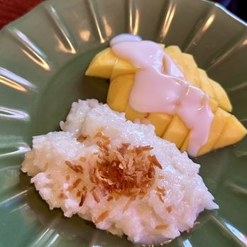 Lemongrass - Sticky rice and mango with toasted coconut on top - Thai Near Me - Moss Landing, California Lemongrass - Sticky rice and mango with toasted coconut on top - Thai Near Me - Moss Landing, California