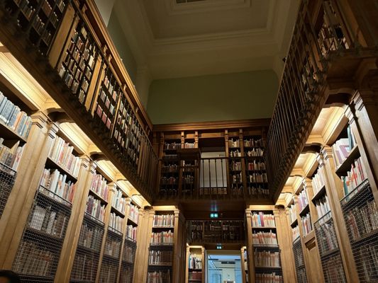 Palais Garnier by null
