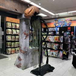 Spirit Halloween