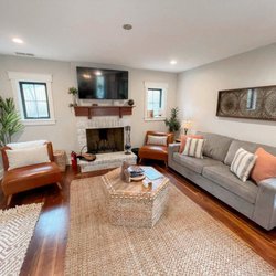 Bloom Cleaning Service - Living Room