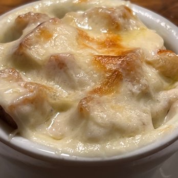 Lucky's Steak House - French Onion Soup with melted Provolone - Steakhouses Near Me - Bay City, Michigan
