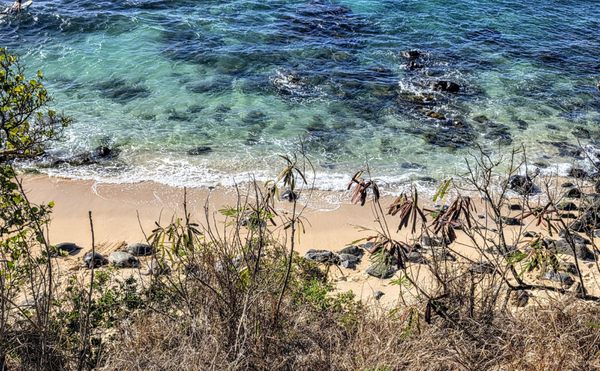 Ho'okipa Beach Park by null