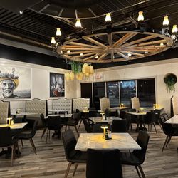 Carretas Mexican restaurant - Main dining area around 9pm