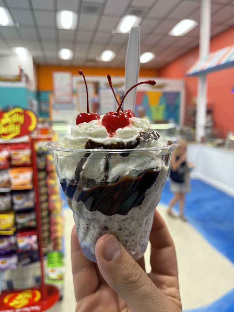 Ab Ice Cream & Candy Shoppe