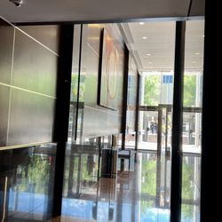 Barlow Building - Main lobby
