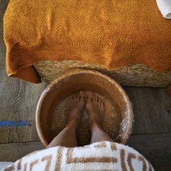 Incredible experience, this is a hidden gem in Mediera Beach. Excellent foot massage, friendly staff, and the ambience is so relaxing.