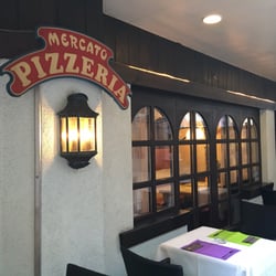 Mercato Pizzeria - Exterior