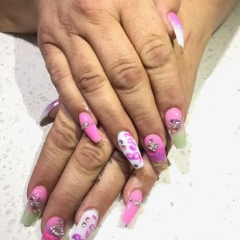 Crystal's Nails & Spa - Im beyond happy w this nail salon the nail tech and the receptionist!! I'm rocking the summer Ben nails - Nail Salons Near Me - Lakeside, California