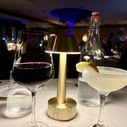 Foxy’s Kitchen + Bar - Red wine and a Lemon Drop