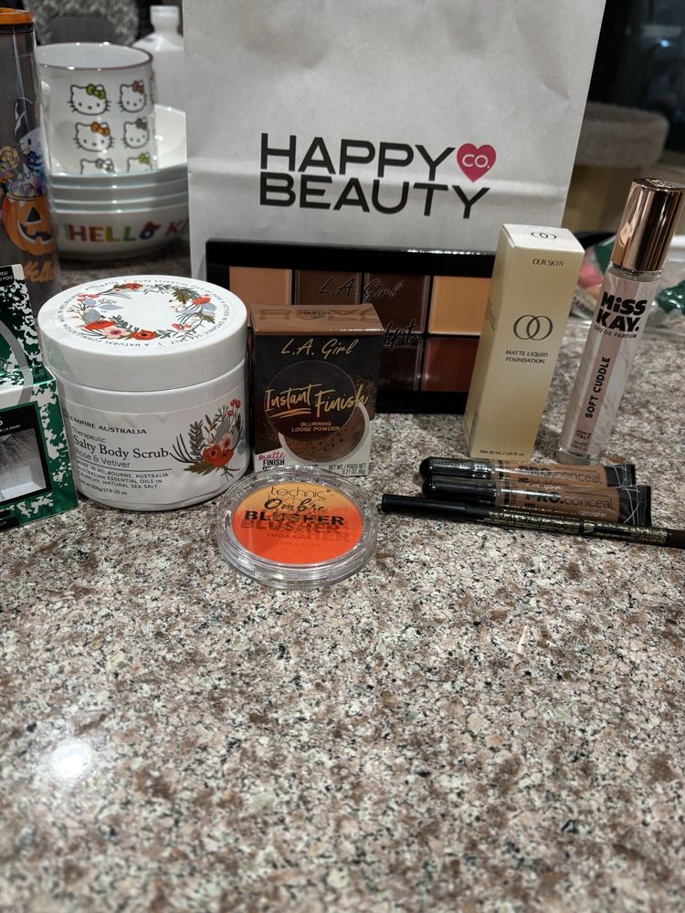 Happy Beauty Logo