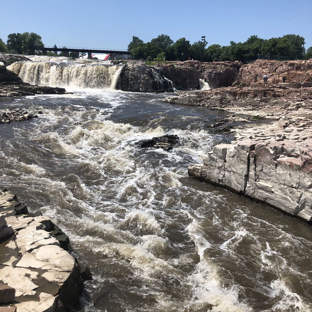 Falls Park - Parks Near Me - Sioux Falls, South Dakota Falls Park - Parks Near Me - Sioux Falls, South Dakota