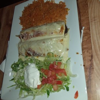 La Casa Maya - Burritos rancheros - Mexican Near Me - Ames, Iowa