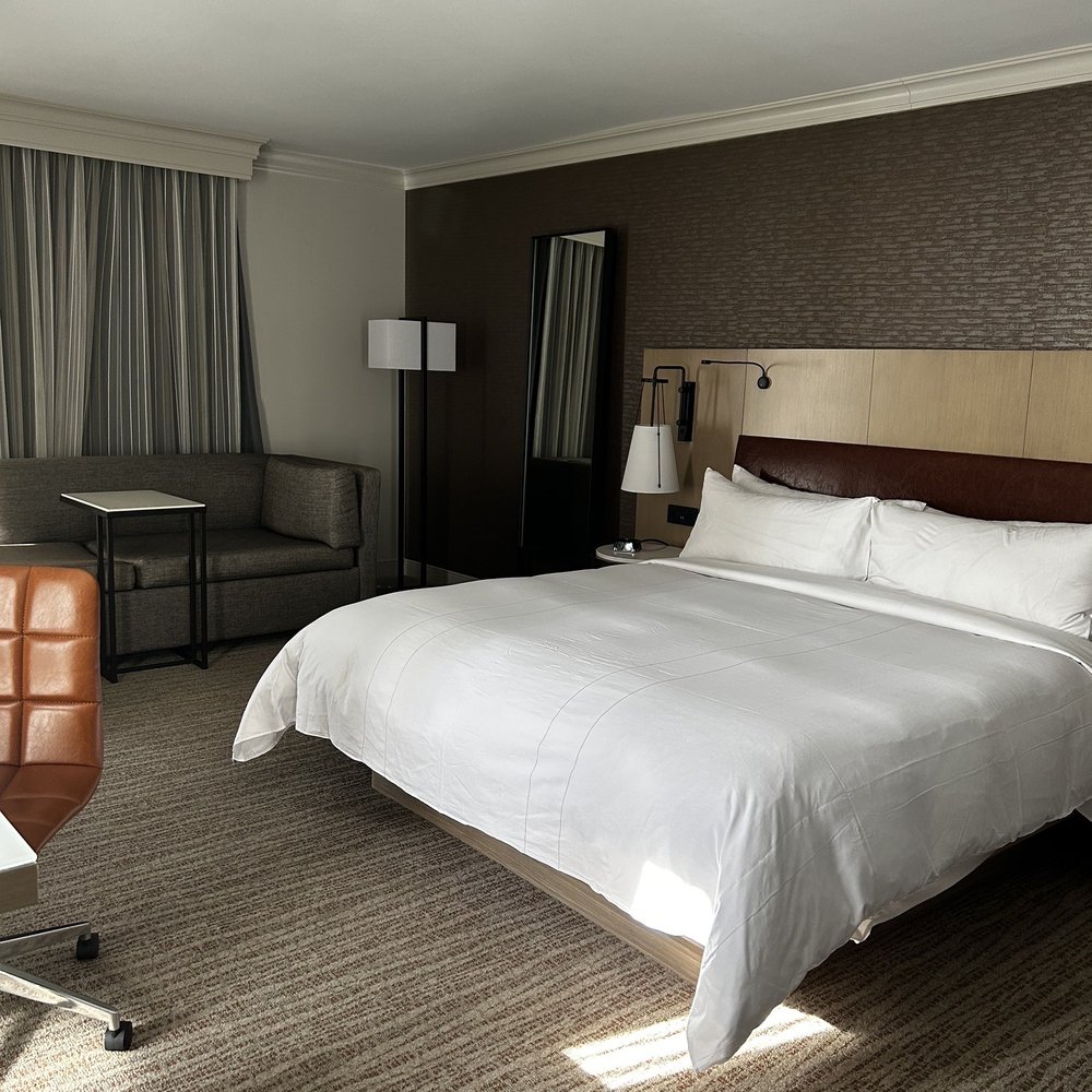 Baltimore Marriott Waterfront - King bed with inner harbor view. The bed was extremely comfortable - Hotels Near Me - Baltimore, Maryland Baltimore Marriott Waterfront - King bed with inner harbor view. The bed was extremely comfortable - Hotels Near Me - Baltimore, Maryland