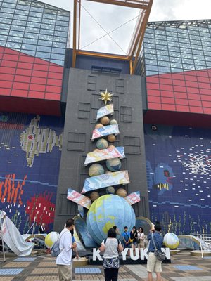 Osaka Aquarium Kaiyukan by null