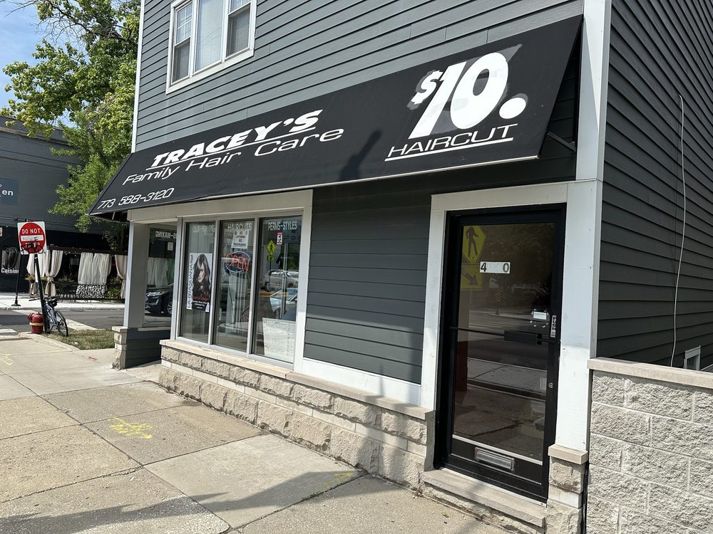 Tracey's Family Hair Care Logo