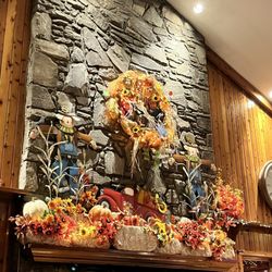 J Arthur's Restaurant - Beautiful decorations!