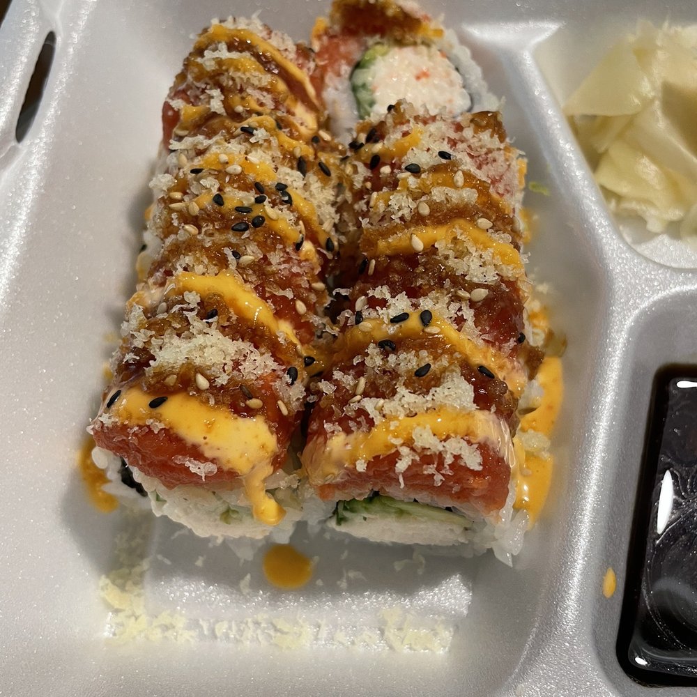 Tokyo House Restaurant - Red Dragon Roll - Sushi Bars Near Me - Everett, Washington