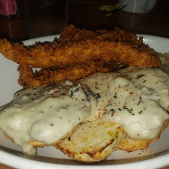 Prep & Pastry - Biscuit with duck fat gravy in fried chicken - Breakfast & Brunch Near Me - Tucson, Arizona Prep & Pastry - Biscuit with duck fat gravy in fried chicken - Breakfast & Brunch Near Me - Tucson, Arizona