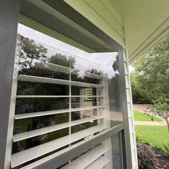 Pure-Panes Window Cleaning - Window Washing Near Me - Port Saint Lucie, Florida Pure-Panes Window Cleaning - Window Washing Near Me - Port Saint Lucie, Florida