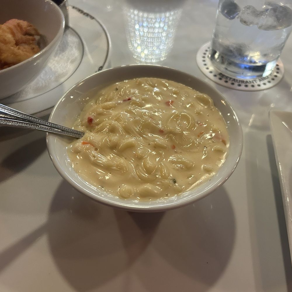 Ocho Dos Dos - Pimento Mac and cheese - Cocktail Bars Near Me - Del Rio, Texas