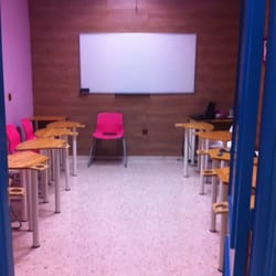 Maus School - Una de sus cinco clases