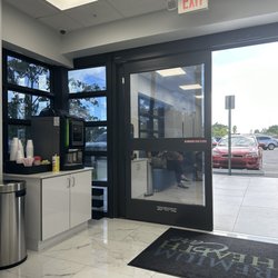 Premium Health Care - Entrance