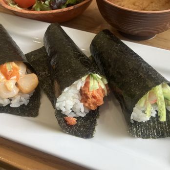 Yui Restaurant - Spicy Scallop, Scallop and California Hand Rolls! - Sushi Bars Near Me - Sierra Madre, California Yui Restaurant - Spicy Scallop, Scallop and California Hand Rolls! - Sushi Bars Near Me - Sierra Madre, California