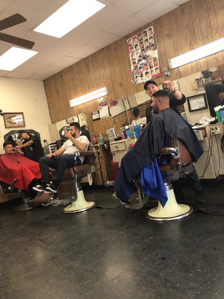 RAUL’S BARBER SHOP Updated October 2024 2 E Yosemite Ave, Madera