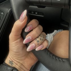 Glamour Nails & Spa
