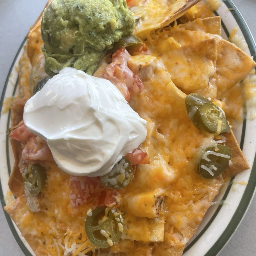 Penfold's Cafe & Bakery - Nachos with Chicken - Breakfast & Brunch Near Me - Temecula, California