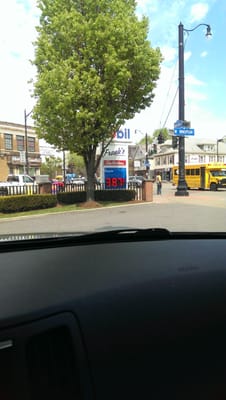 Frank's Mobil-On the Run