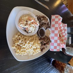 Susquehanna Smokehouse - Mac and cheese with a couple of meats