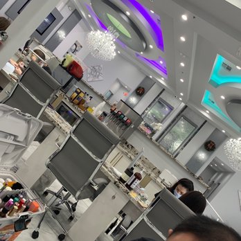Deluxe Nails & Spa Aliana - Refreshment bar for customers - they offer water, fountain sodas, wine, margaritas, daiquiris and a full bar .. oh and NO LIMIT!! Wow!! - Waxing Near Me - Richmond, Texas Deluxe Nails & Spa Aliana - Refreshment bar for customers - they offer water, fountain sodas, wine, margaritas, daiquiris and a full bar .. oh and NO LIMIT!! Wow!! - Waxing Near Me - Richmond, Texas