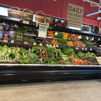 MOM's Organic Market - Gotta love MOM's!! Not "just a grocery store;"  A health food store if you will. - Grocery Near Me - Herndon, Virginia