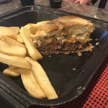 Chelo's - Bourbon Street Burger - American Near Me - Greenville, Rhode Island