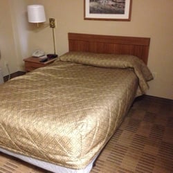 Crossland Economy Studios - Tacoma - Puyallup - Bed