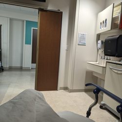 AdventHealth North Pinellas - My er suite #13