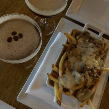 WeHo Bistro - Espresso martini and poutine - French Near Me - West Hollywood, California WeHo Bistro - Espresso martini and poutine - French Near Me - West Hollywood, California