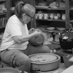 Chester Springs Studio - Pottery throwing classes at Chester Springs Studio in Chester Springs, Chester County, near Philadelphia, Pennsylvania.