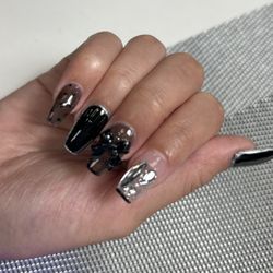 Nely's Salon And Barbery
