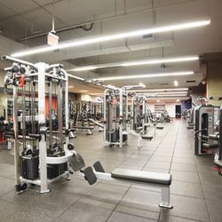 Onelife Fitness - Pike & Rose