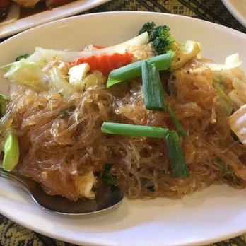 Naung Mai Thai Kitchen - Pad woon sen - Thai Near Me - Hilo, Hawaii Naung Mai Thai Kitchen - Pad woon sen - Thai Near Me - Hilo, Hawaii