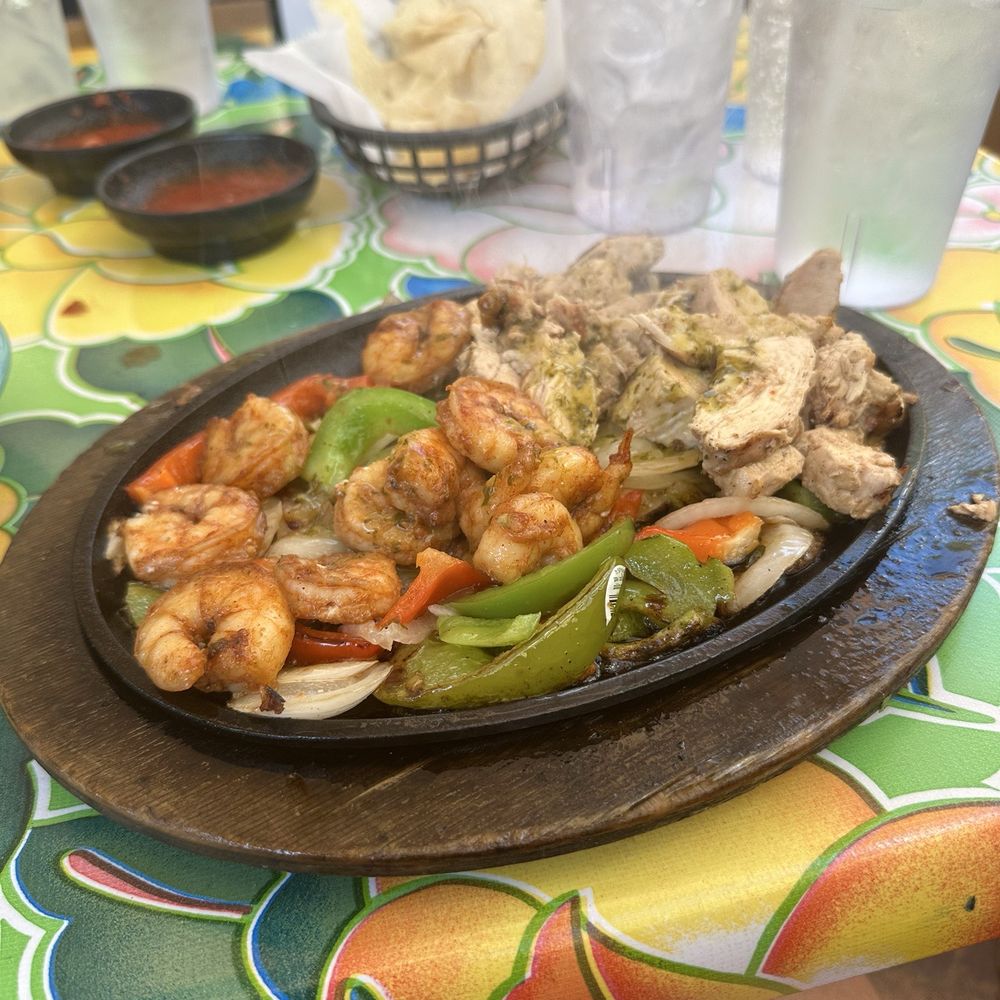 Jose Muldoon's - Fajitas .. wonderful - Tex-Mex Near Me - Colorado Springs, Colorado Jose Muldoon's - Fajitas .. wonderful - Tex-Mex Near Me - Colorado Springs, Colorado