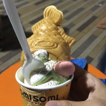 Somisomi - Matcha milk swirl - Desserts Near Me - Cupertino, California Somisomi - Matcha milk swirl - Desserts Near Me - Cupertino, California