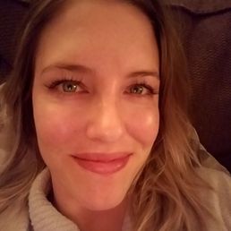 Here is my lash lift done by Cherina. I have no make up on. Just a fresh face with some bomb curled lashes.