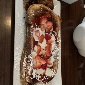 HoM Bay Ridge - strawberry french toast - Breakfast & Brunch Near Me - Brooklyn, New York HoM Bay Ridge - strawberry french toast - Breakfast & Brunch Near Me - Brooklyn, New York