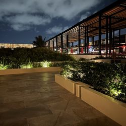 Grand Hyatt Playa Del Carmen Resort - Pool entrance looking back at front reception area