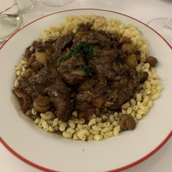Bouillon Pigalle - Burgundy Beef Stew - French Near Me - Paris, 75 Bouillon Pigalle - Burgundy Beef Stew - French Near Me - Paris, 75