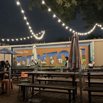 Oak St. Drafthouse - Outside @ Oak St. Drafthouse 11/2/24 - Pubs Near Me - Denton, Texas