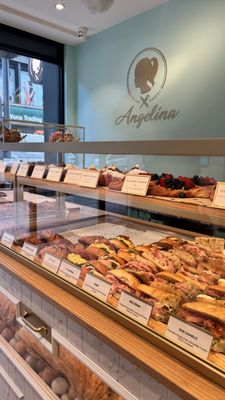 Angelina Bakery Nomad by null